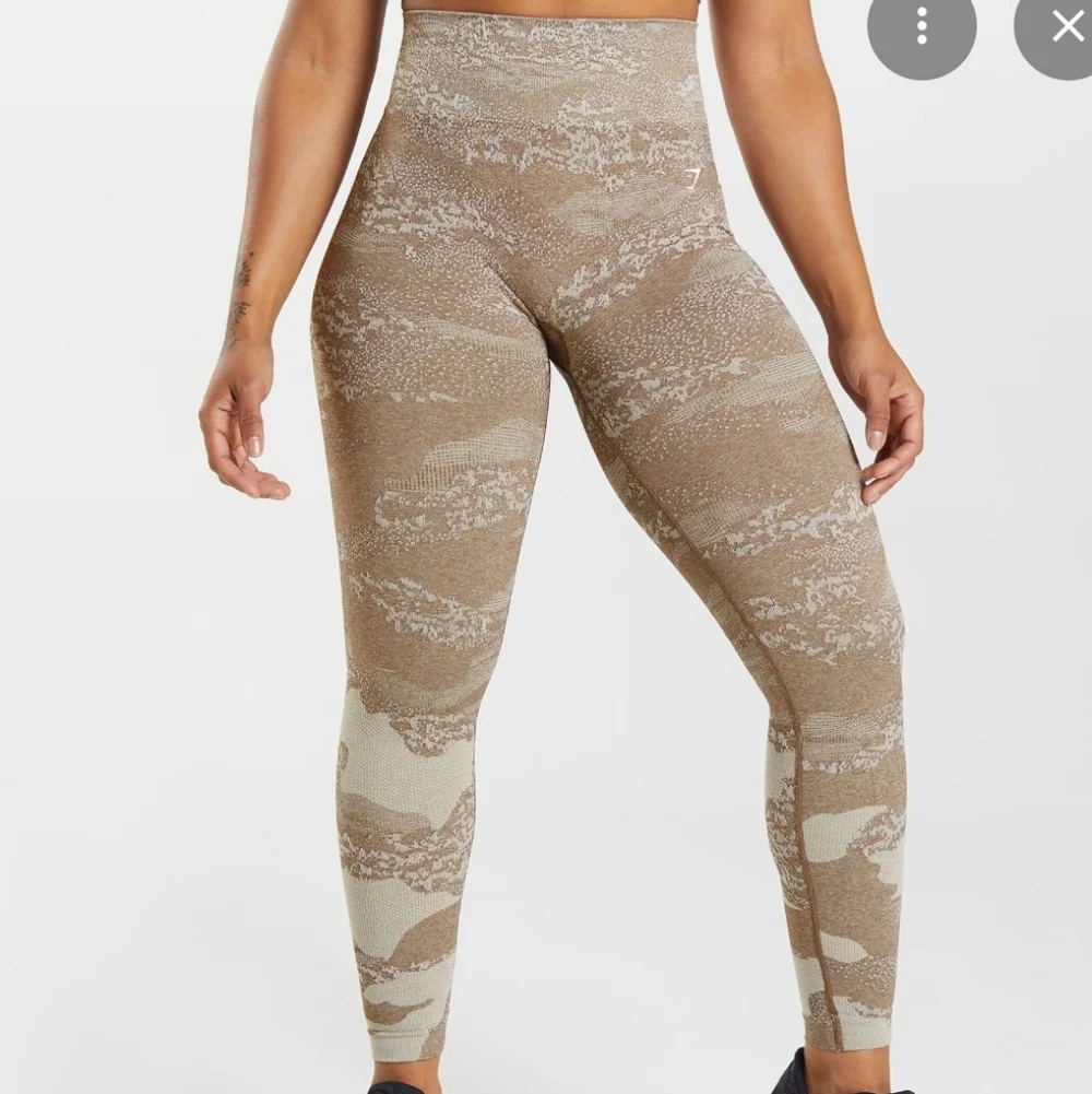 NWOT Gymshark Adapt Camo Leggings - Picture 1 of 5